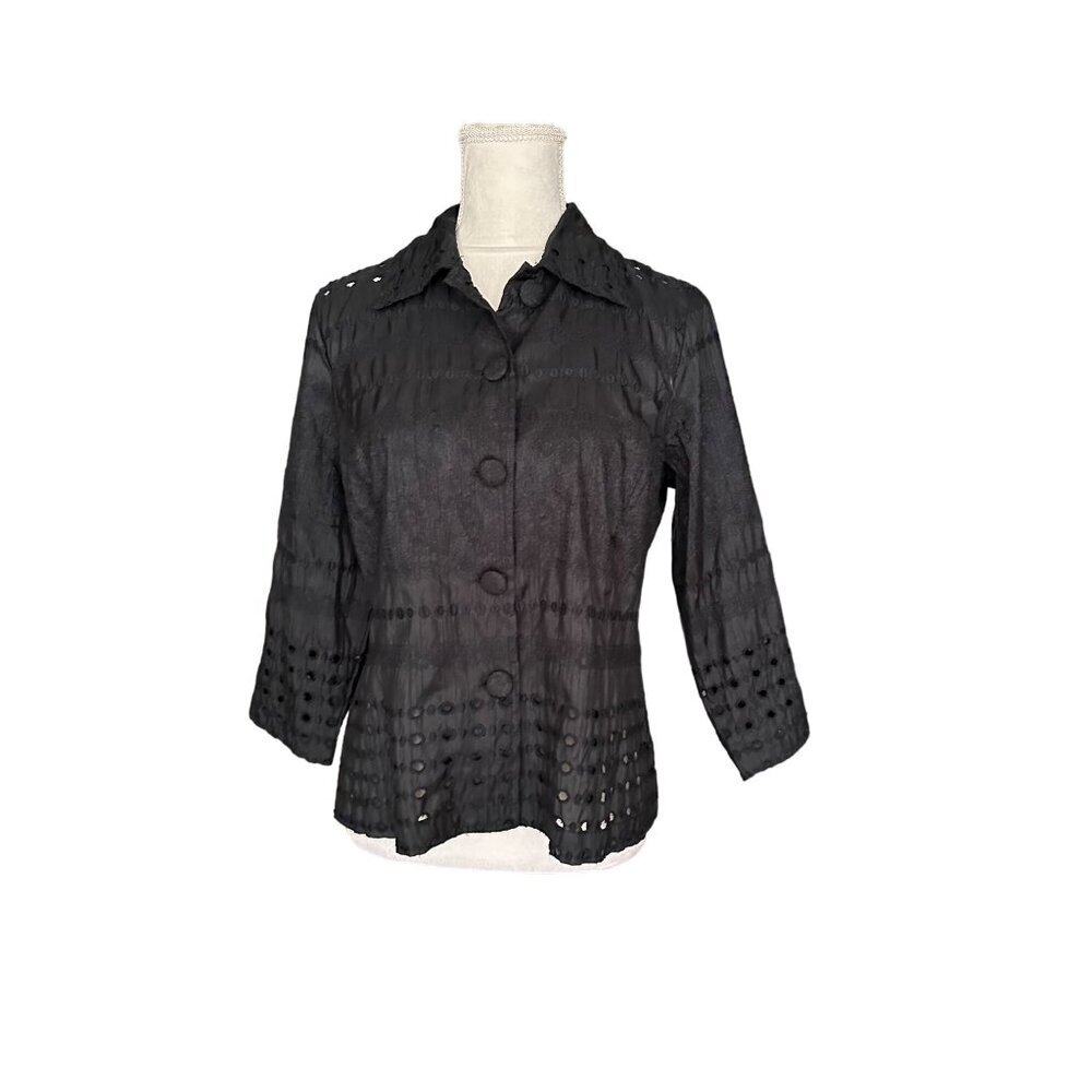 Chico's Black 4 Button-Down Jacquard Blouse With Eyelet Details Elegant Classy
